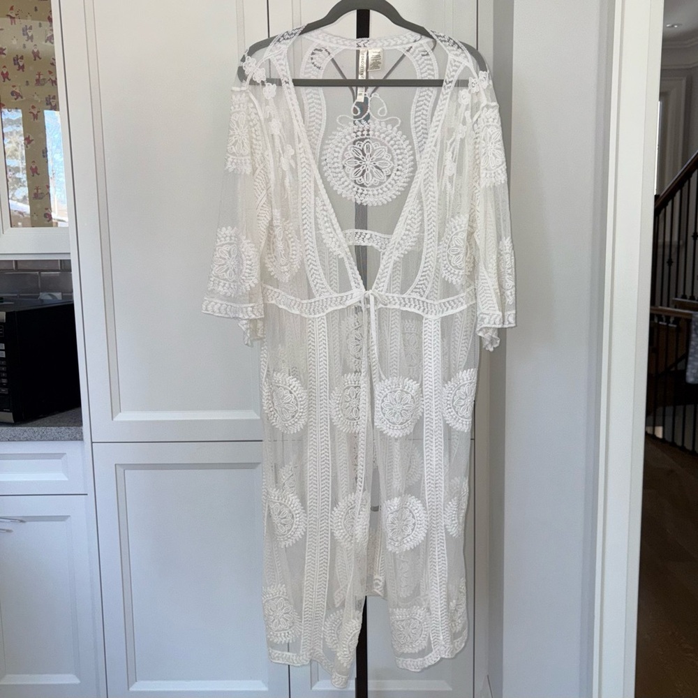 Women’s Cream Lace Duster Kimono Short Flowy Sleeves Tie Front Size 3X